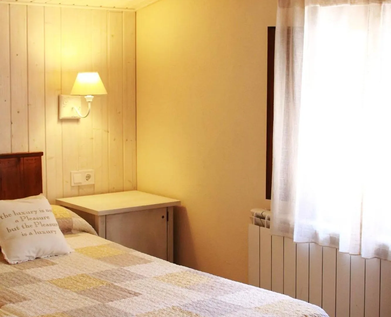 El Celler De La Guardia Guest House Montserrat 0*,